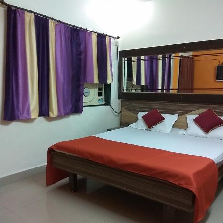 Hotel Shiva Panvel Extérieur photo