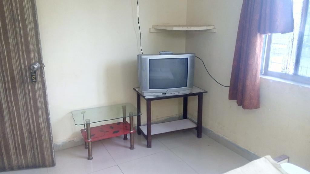 Hotel Shiva Panvel Chambre photo