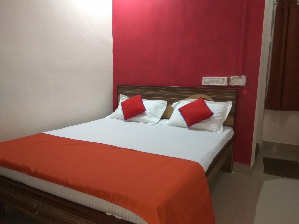 Hotel Shiva Panvel Extérieur photo