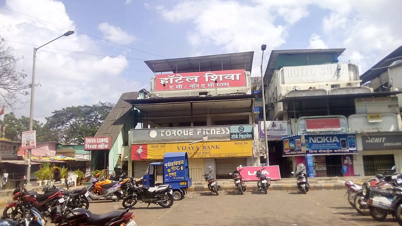 Hotel Shiva Panvel Extérieur photo