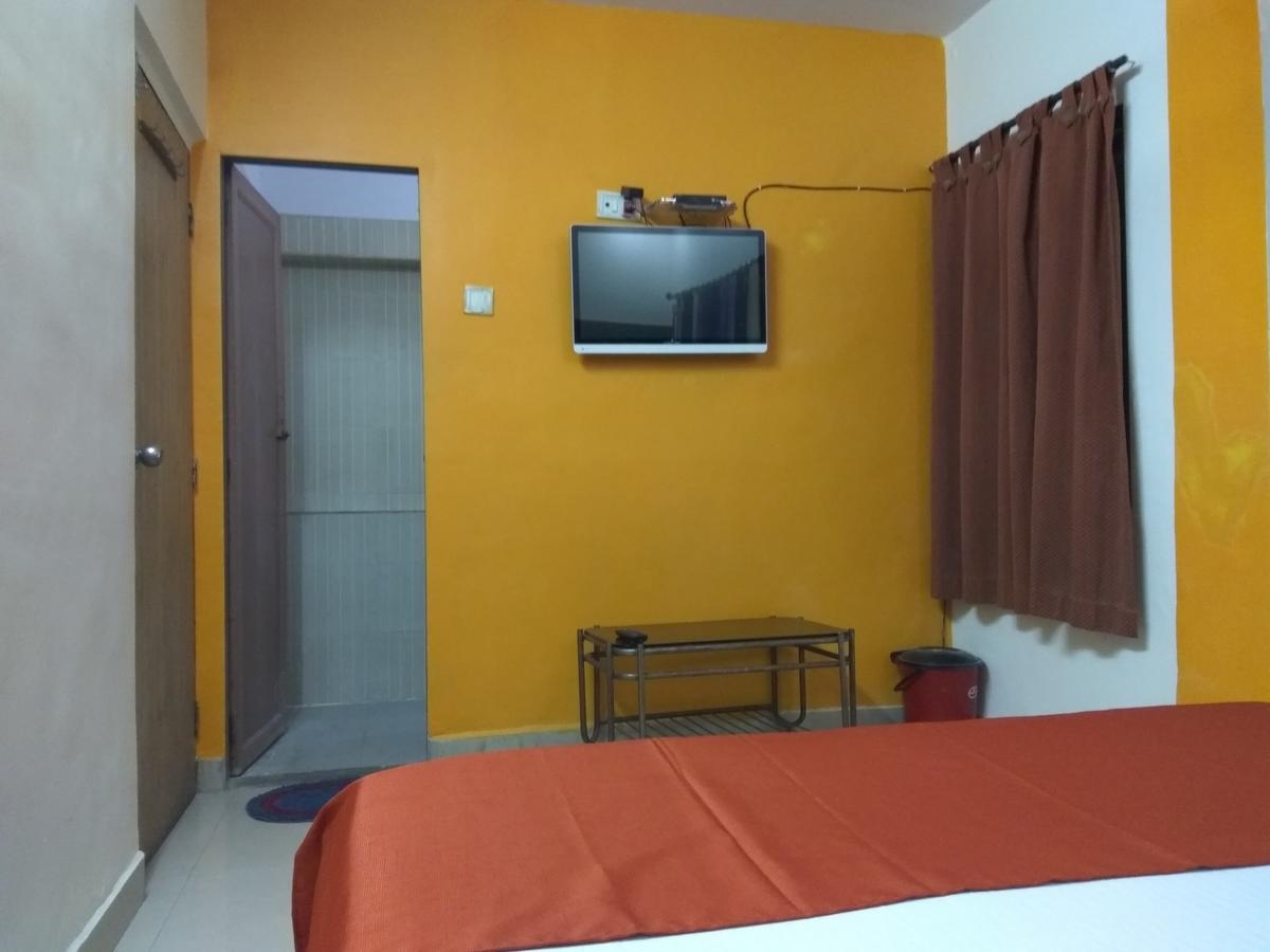 Hotel Shiva Panvel Extérieur photo